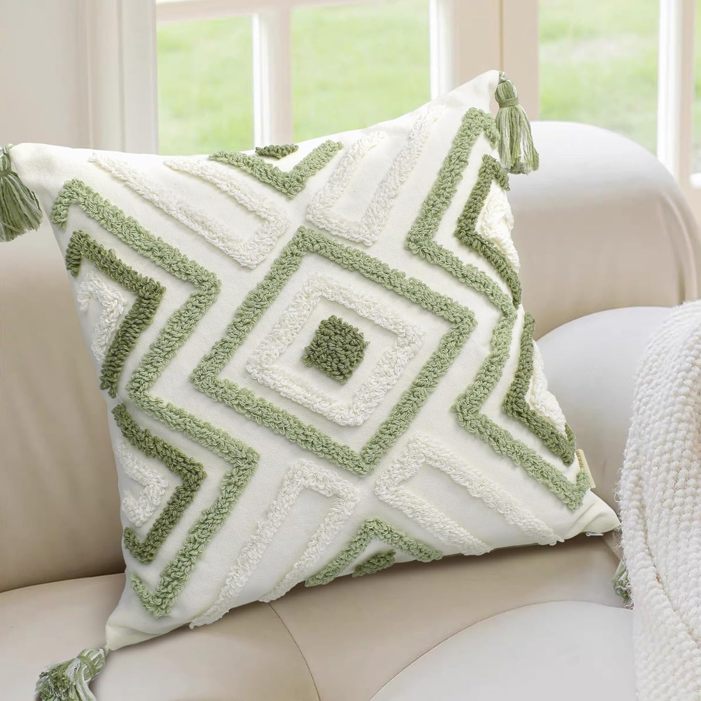 Boho Pillow Covers 18X18 Inch Boho Tufted Throw Pillow Covers Decorative Tassels Cushion Cover Farmhouse Pillow Case for Couch Sofa Bed Living Room Bedroom, Green